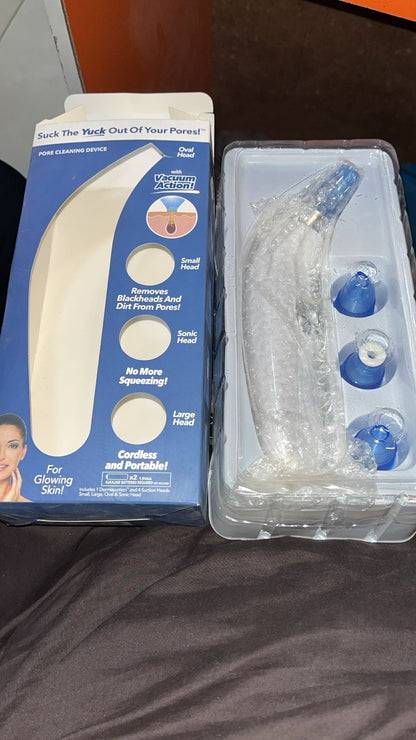 4-in-1 Blackhead & Pore Vacuum